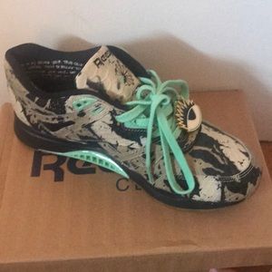 Limited edition M.E rebook classics